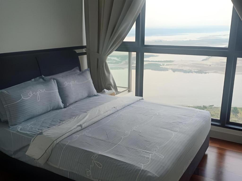 Zoom Inn Boutique Hotel - Danga Bay Johor Bahru Luaran gambar