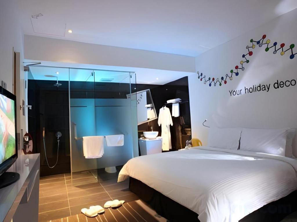 Zoom Inn Boutique Hotel - Danga Bay Johor Bahru Luaran gambar